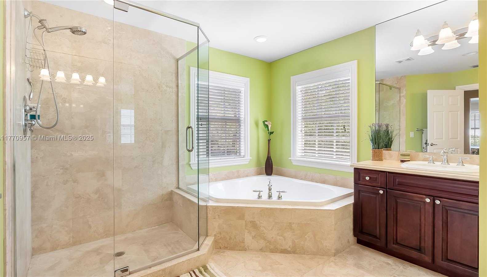 Small Image of 1307 SOUTH WEST 23RD CT, Fort Lauderdale Number 40