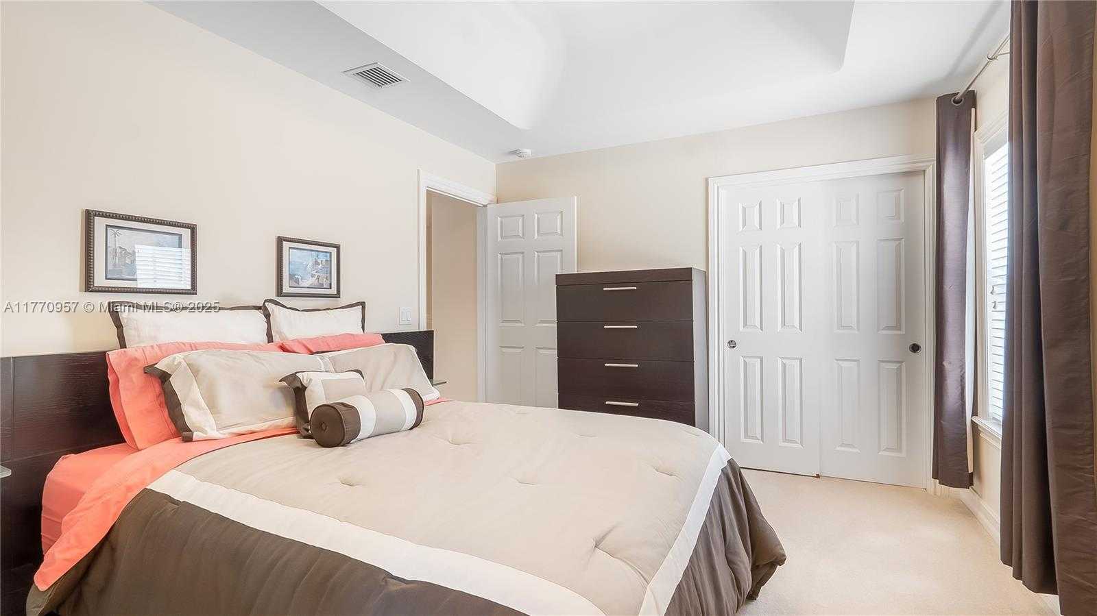 Small Image of 1307 SOUTH WEST 23RD CT, Fort Lauderdale Number 45