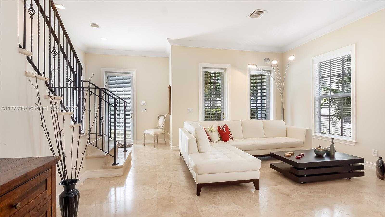 Small Image of 1307 SOUTH WEST 23RD CT, Fort Lauderdale Number 8