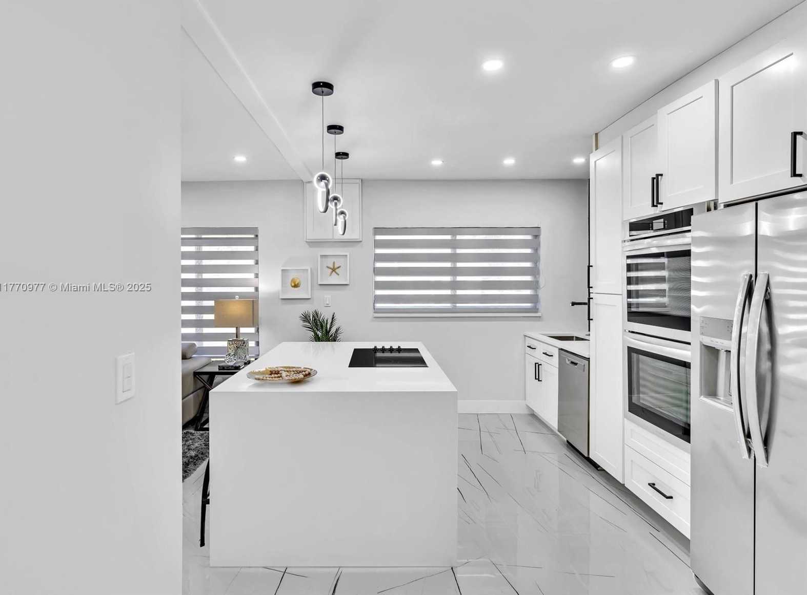 Small Image of 1937 SOUTH WEST 16TH AVE, Miami Number 17