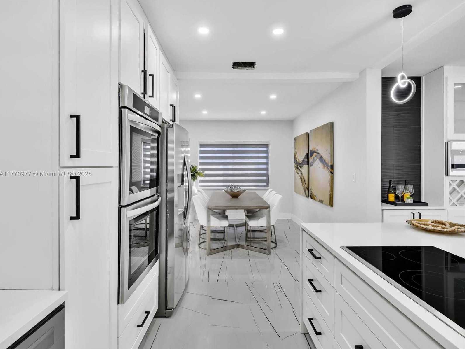 Small Image of 1937 SOUTH WEST 16TH AVE, Miami Number 19