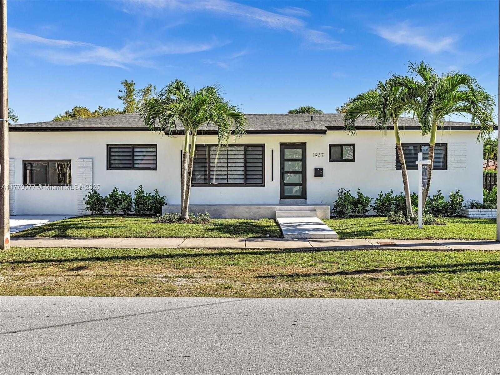 Small Image of 1937 SOUTH WEST 16TH AVE, Miami Number 2