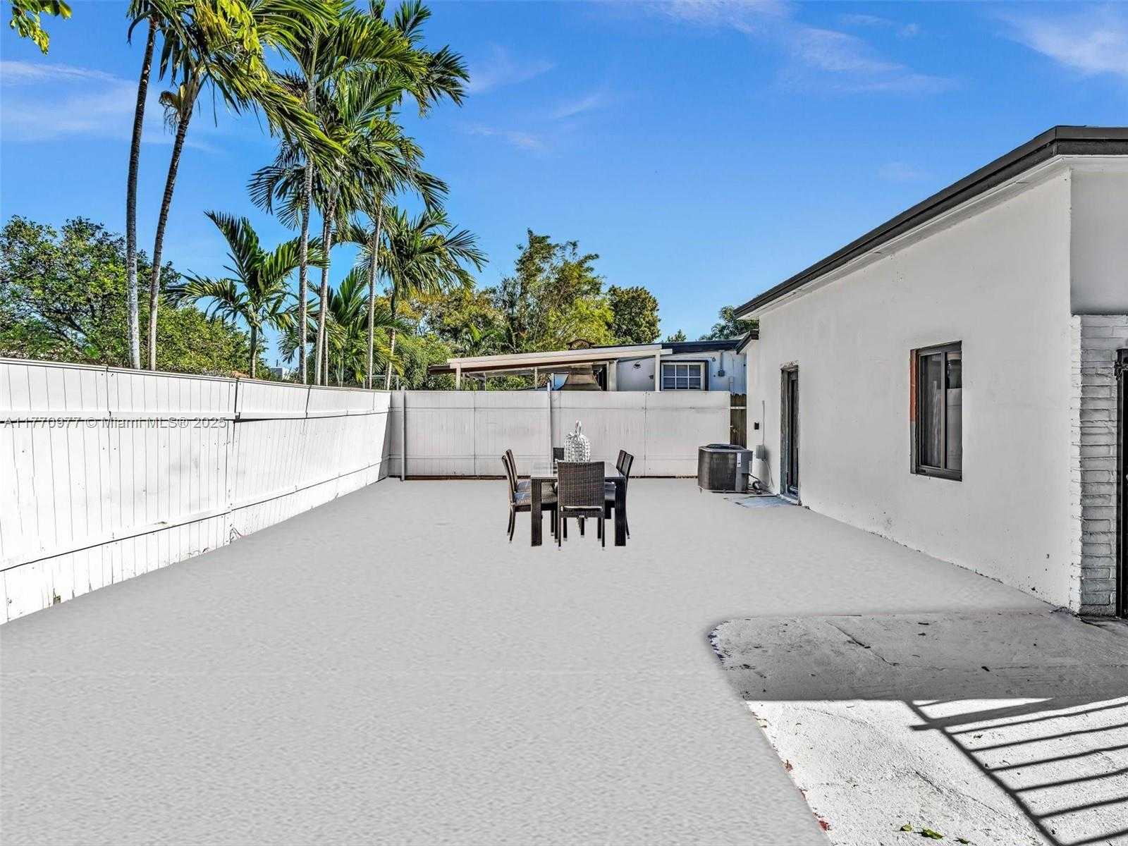 Small Image of 1937 SOUTH WEST 16TH AVE, Miami Number 50