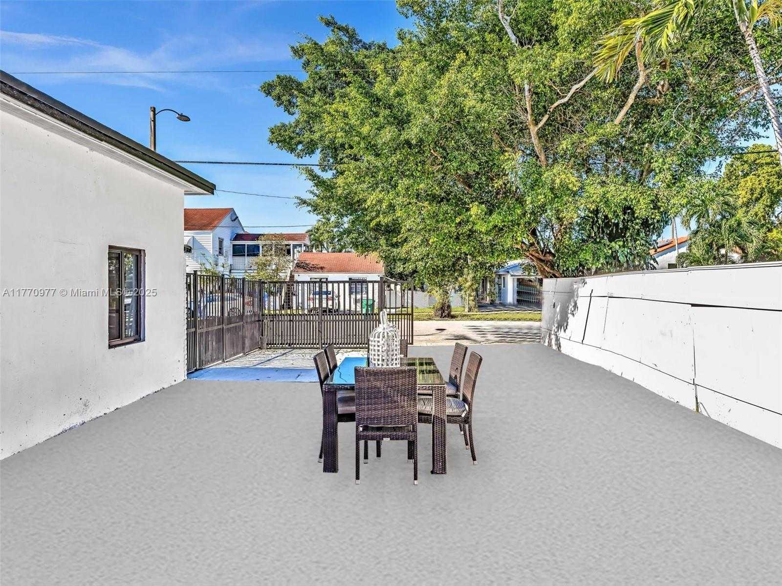 Small Image of 1937 SOUTH WEST 16TH AVE, Miami Number 51