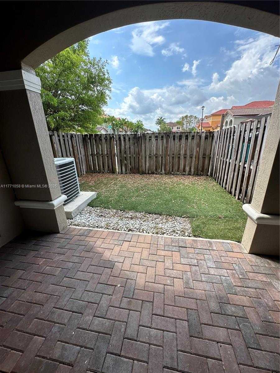 Small Image of 15358 SOUTH WEST 91ST ST, Miami Number 16