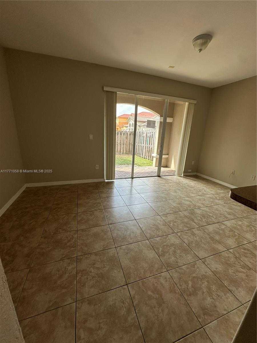 Small Image of 15358 SOUTH WEST 91ST ST, Miami Number 5
