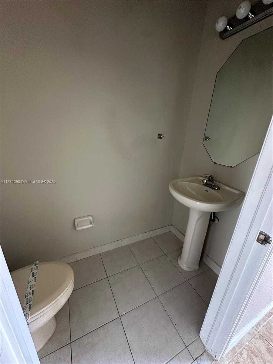 Small Image of 15358 SOUTH WEST 91ST ST, Miami Number 6