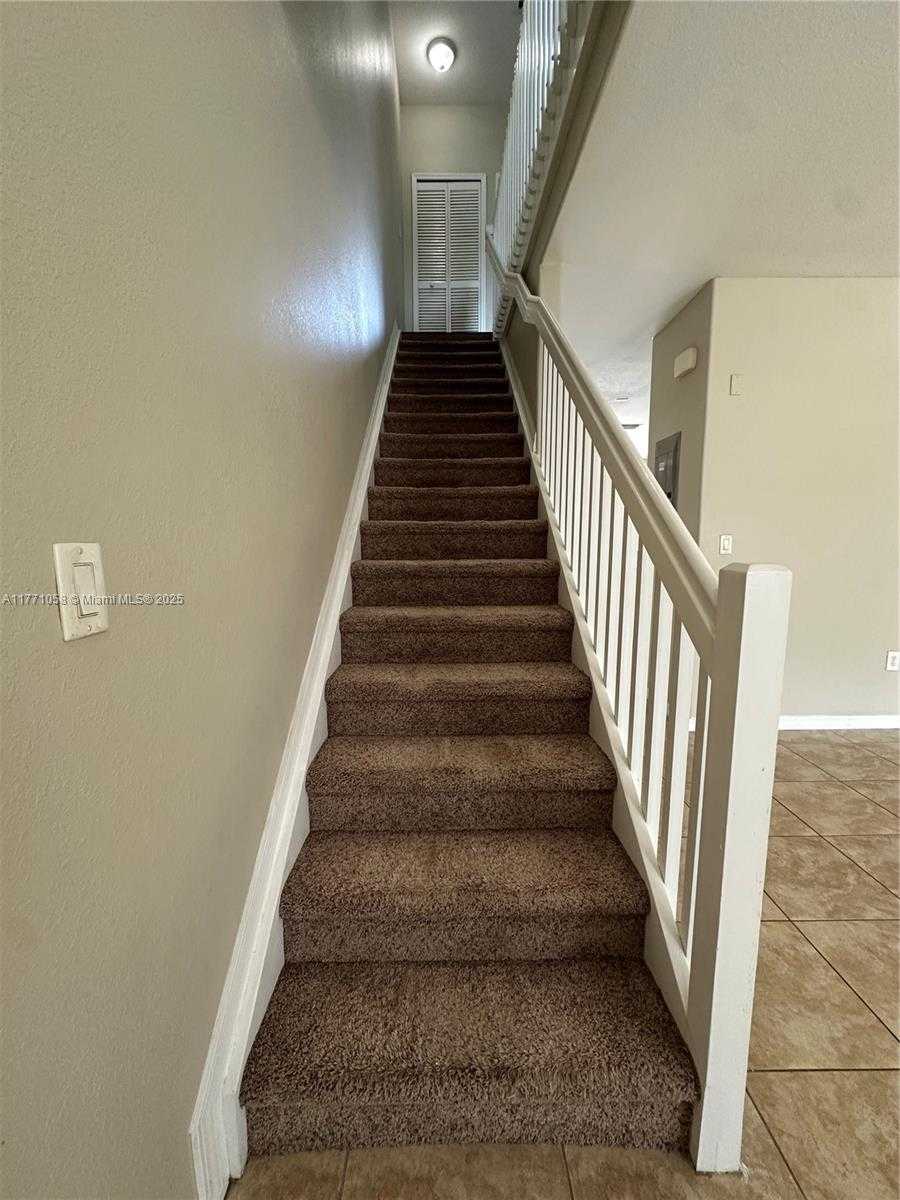 Small Image of 15358 SOUTH WEST 91ST ST, Miami Number 8
