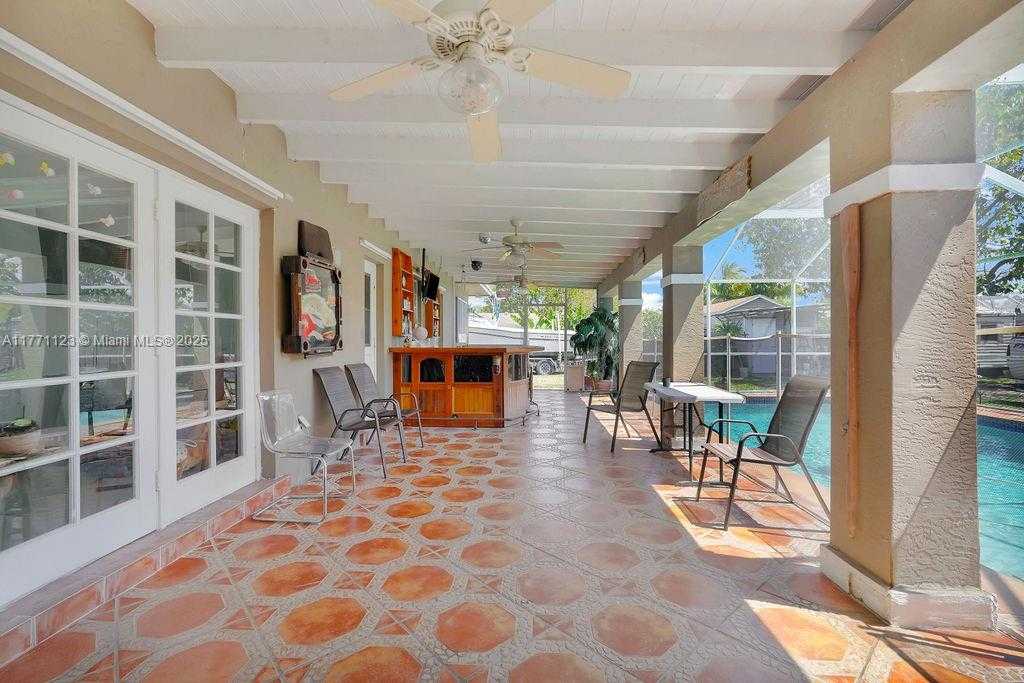 Small Image of 8480 CARIBBEAN BLVD, Cutler Bay Number 21