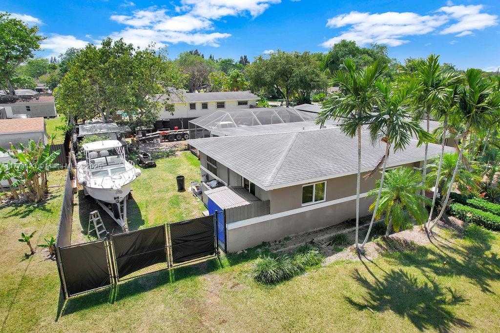 Small Image of 8480 CARIBBEAN BLVD, Cutler Bay Number 3