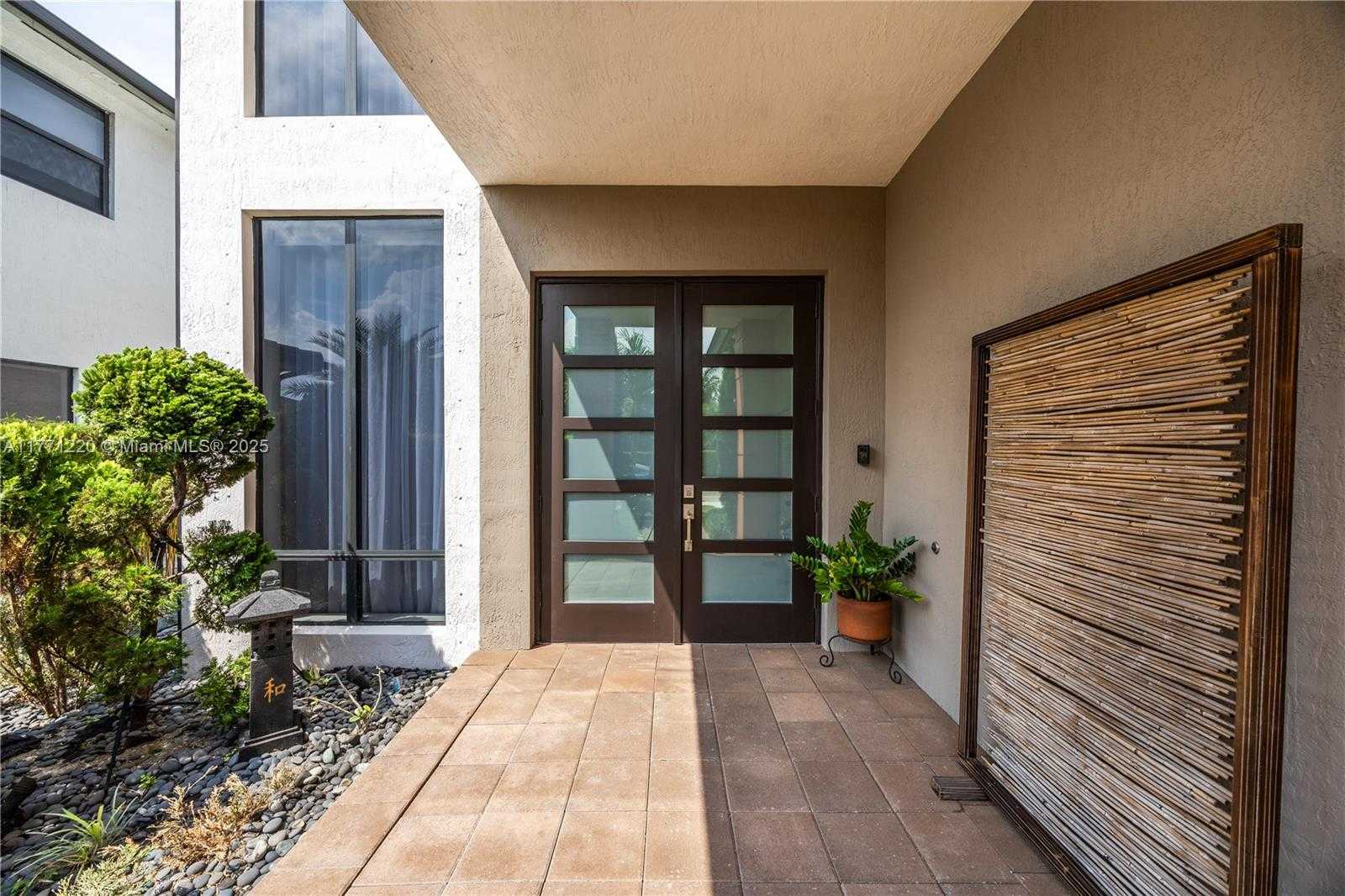 Small Image of 15742 NORTH WEST 88TH AVE, Miami Lakes Number 3