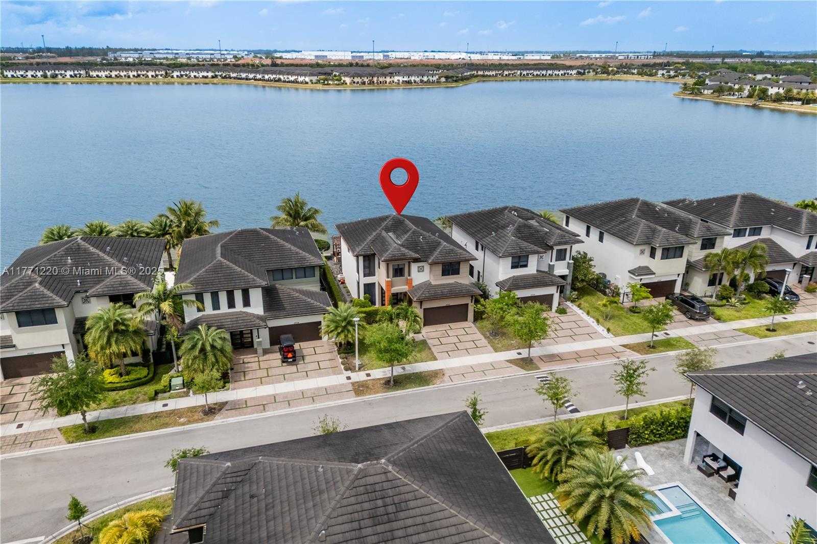 Small Image of 15742 NORTH WEST 88TH AVE, Miami Lakes Number 43