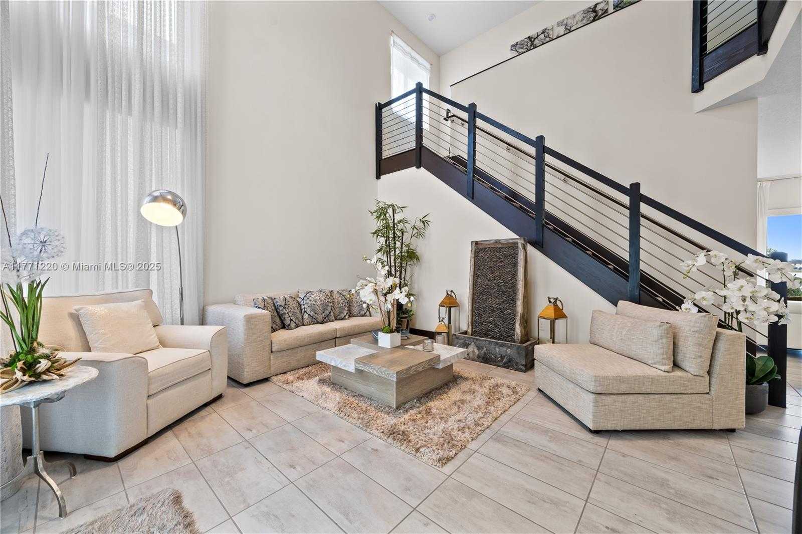 Small Image of 15742 NORTH WEST 88TH AVE, Miami Lakes Number 5