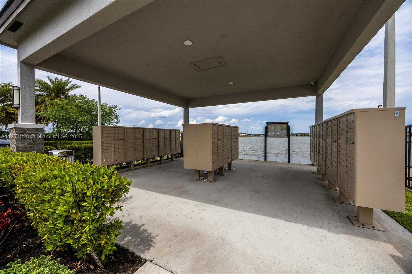 Small Image of 15742 NORTH WEST 88TH AVE, Miami Lakes Number 57