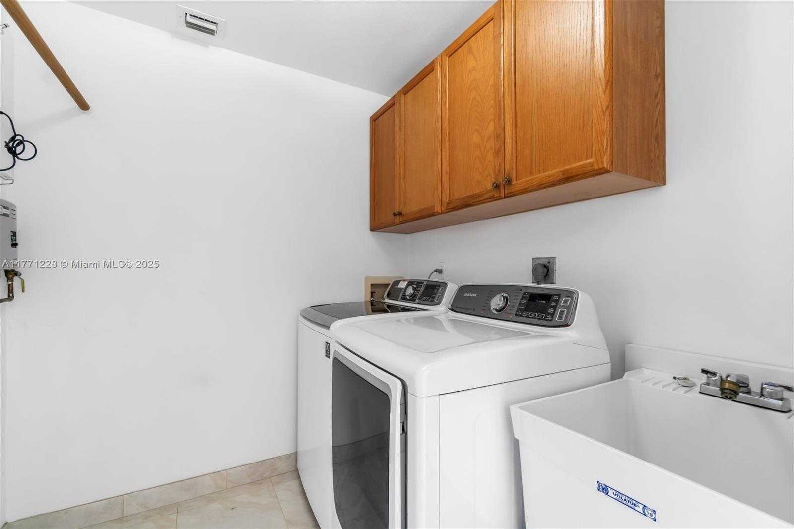 Small Image of 9085 SOUTH WEST 157TH ST, Palmetto Bay Number 16