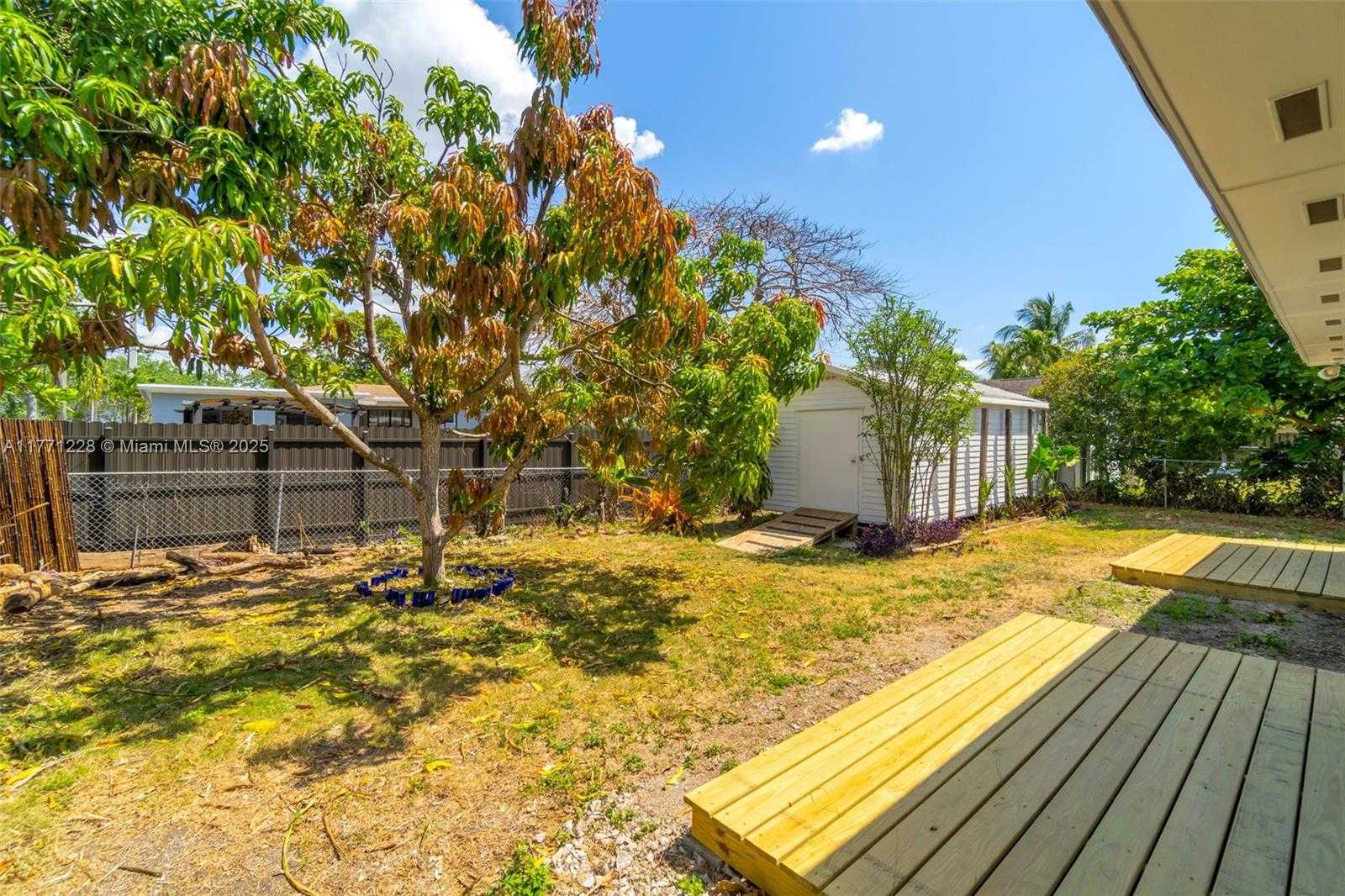 Small Image of 9085 SOUTH WEST 157TH ST, Palmetto Bay Number 17