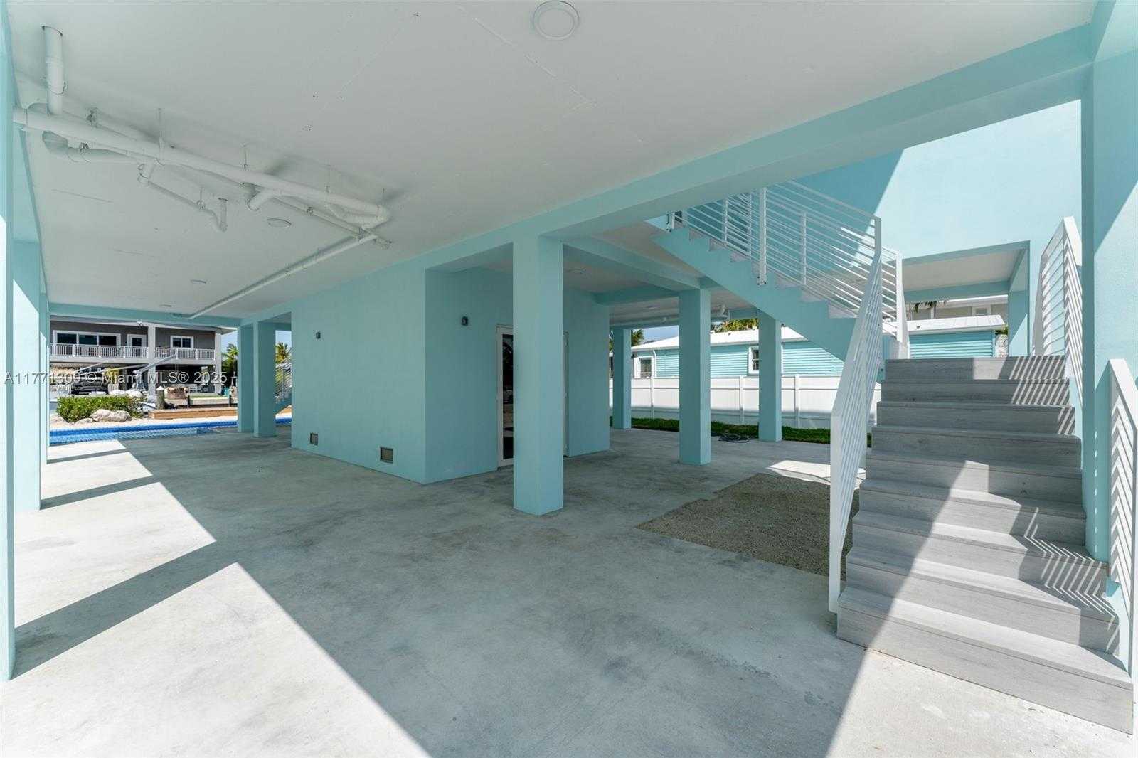Small Image of 272 LOWER MATECUMBE RD, Key Largo Number 19