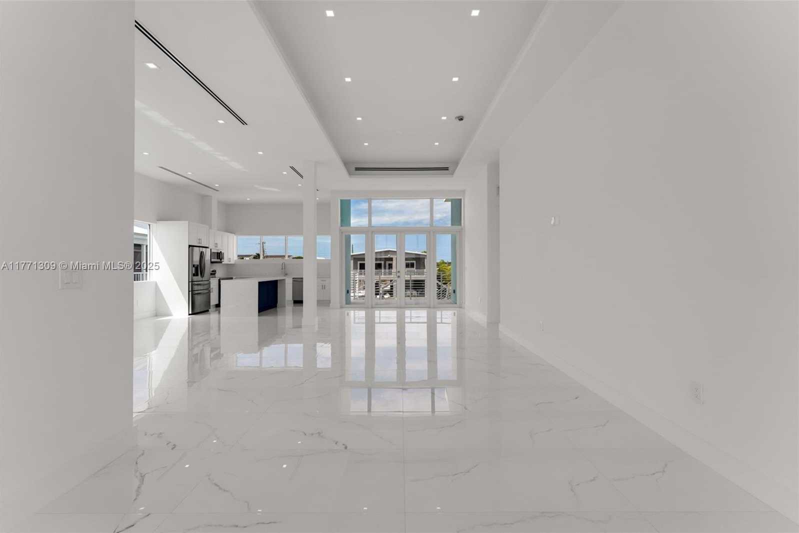 Small Image of 272 LOWER MATECUMBE RD, Key Largo Number 20