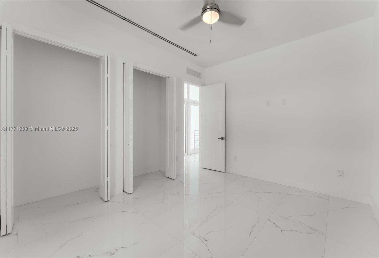 Small Image of 272 LOWER MATECUMBE RD, Key Largo Number 31