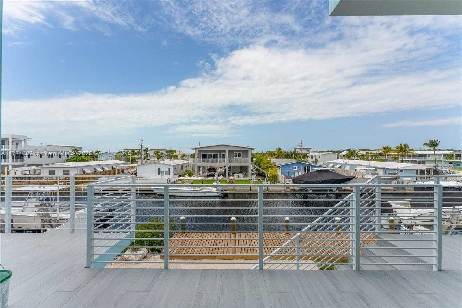 Small Image of 272 LOWER MATECUMBE RD, Key Largo Number 38