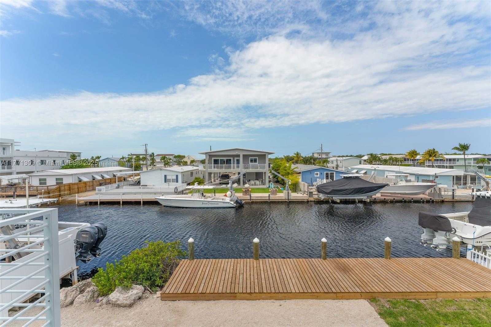 Small Image of 272 LOWER MATECUMBE RD, Key Largo Number 40