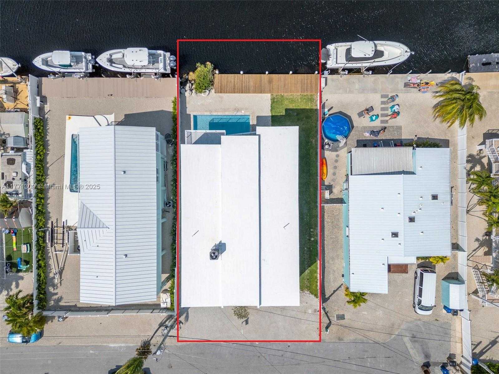 Small Image of 272 LOWER MATECUMBE RD, Key Largo Number 54