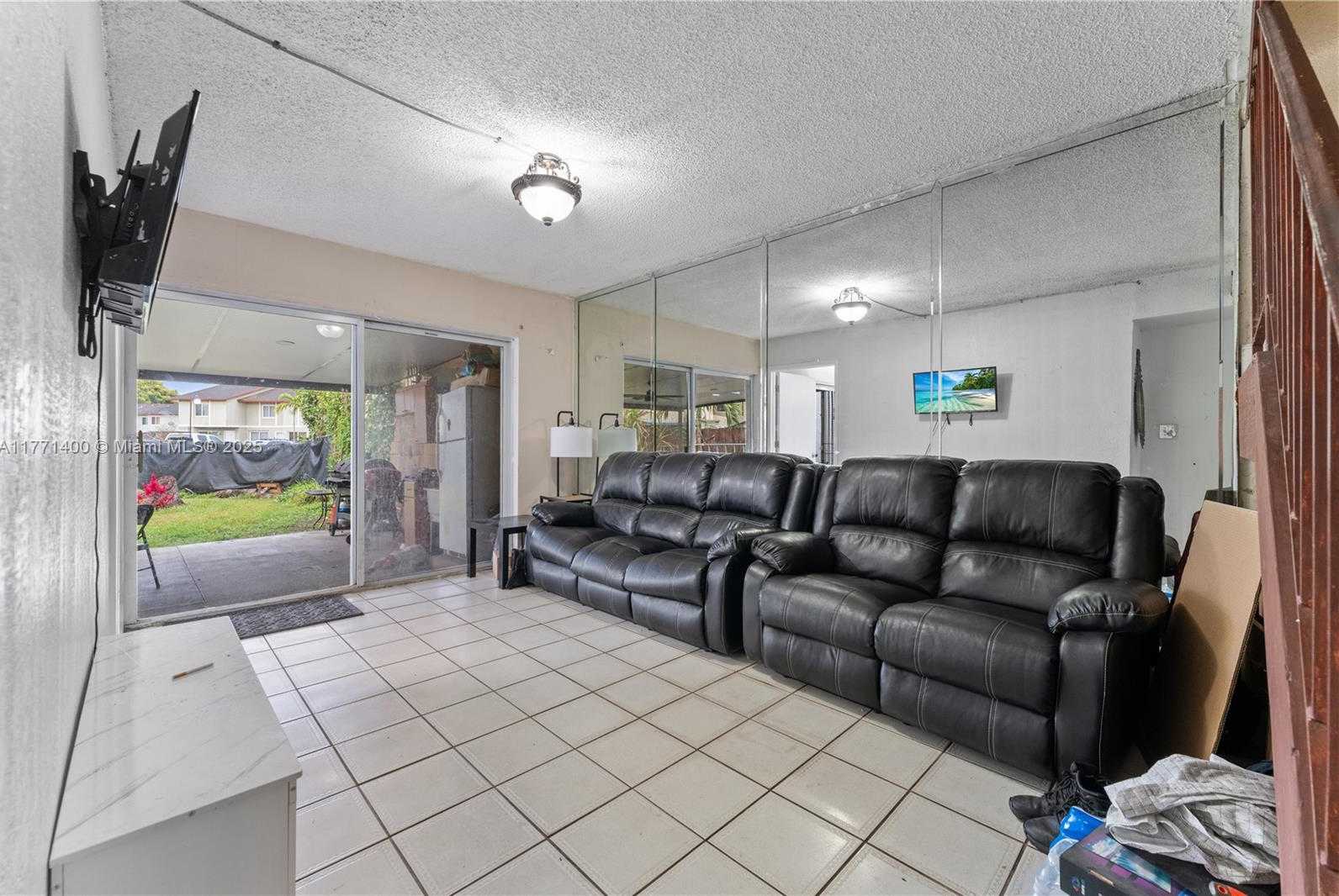 Small Image of 3865 WEST 10TH DR, Hialeah Number 8