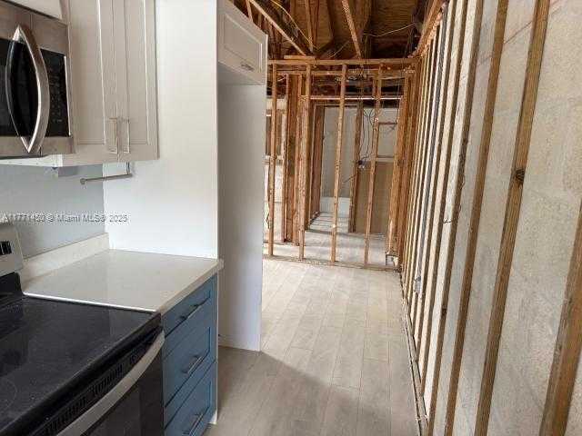 Small Image of 162 TROPICAL SHORES WAY, Fort Myers Number 12