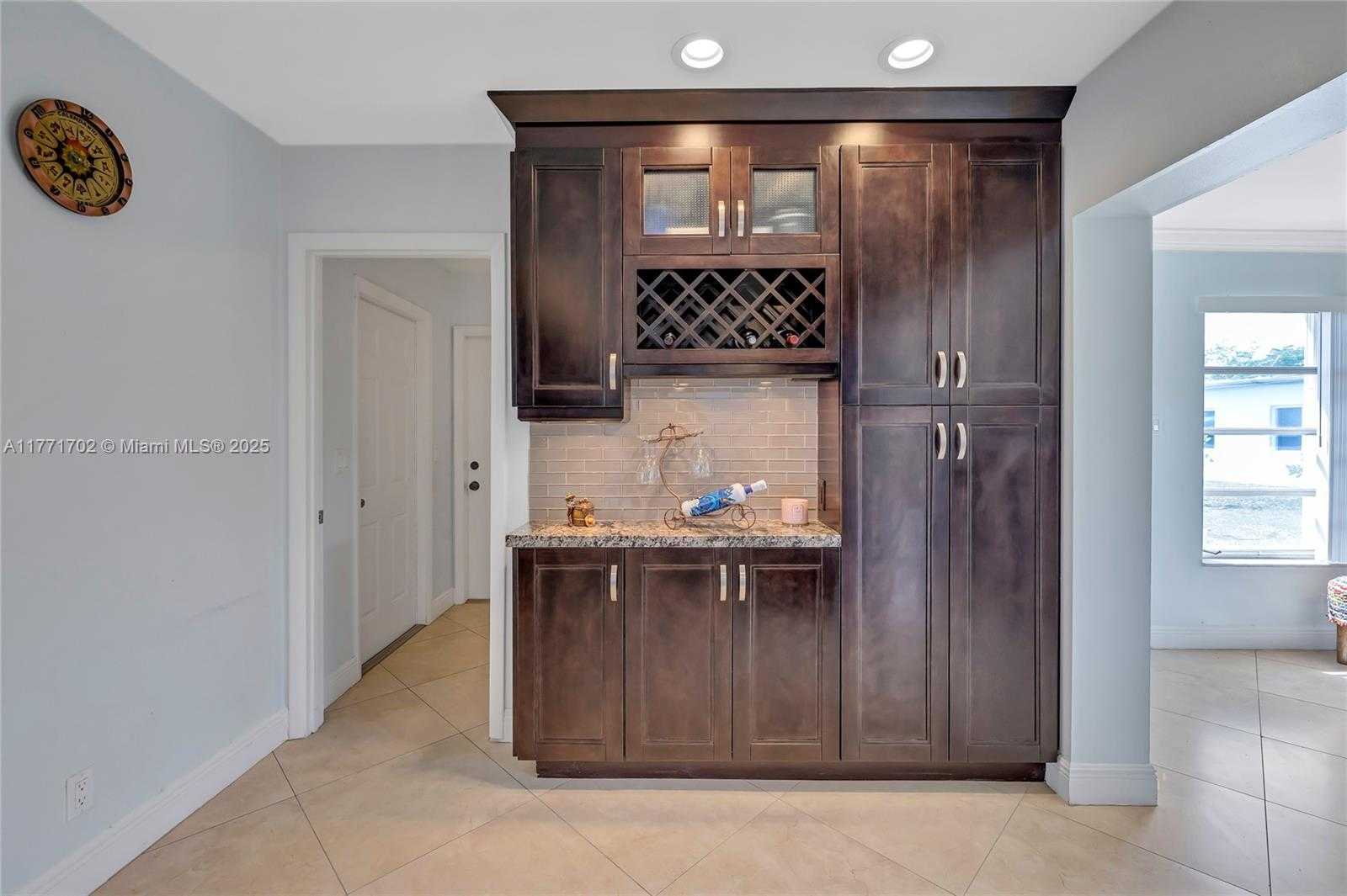 Small Image of 6905 NORTH WEST 17TH ST, Margate Number 19