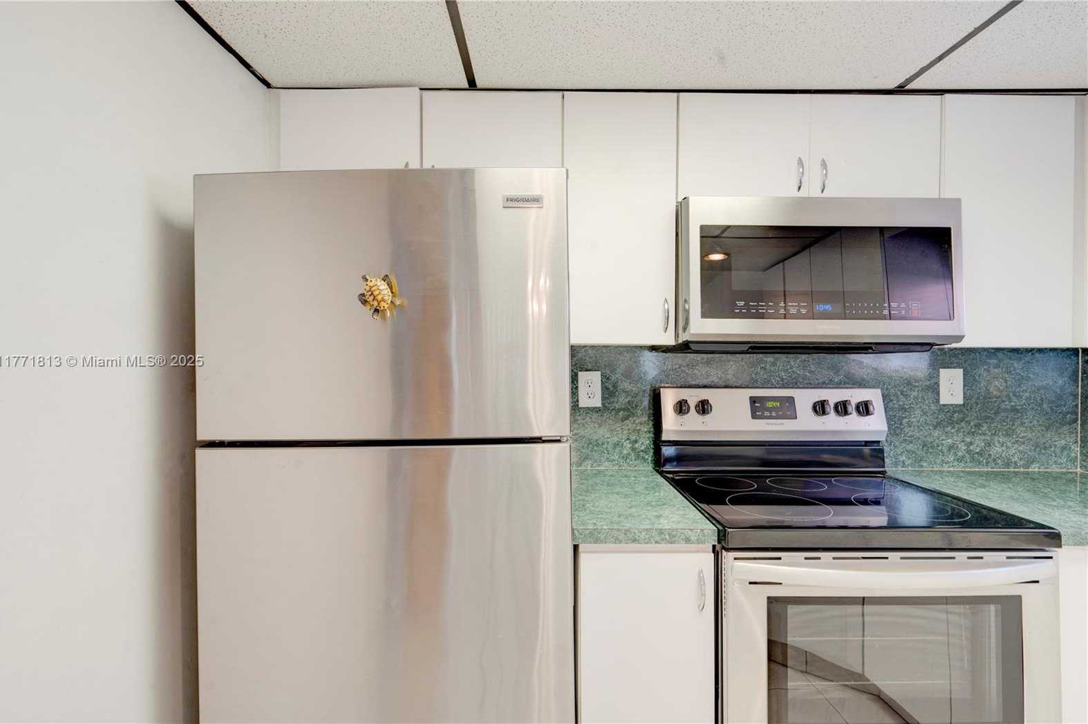 Small Image of 6288 SOUTH WEST 22ND CT, Miramar Number 13