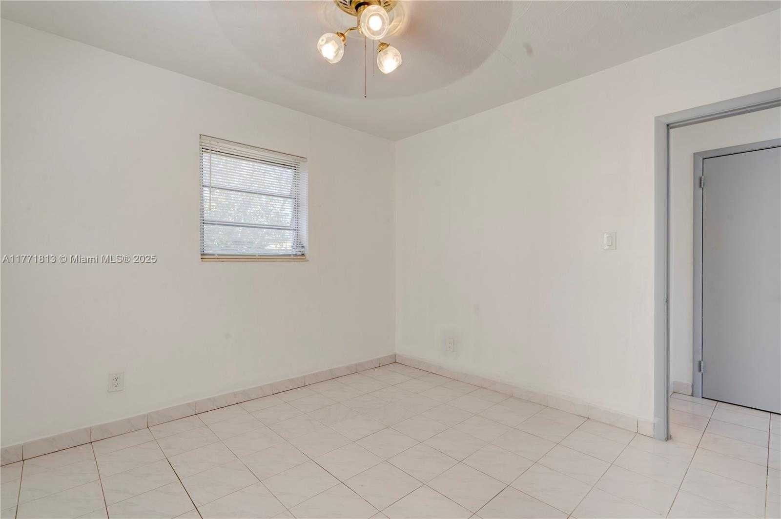Small Image of 6288 SOUTH WEST 22ND CT, Miramar Number 24