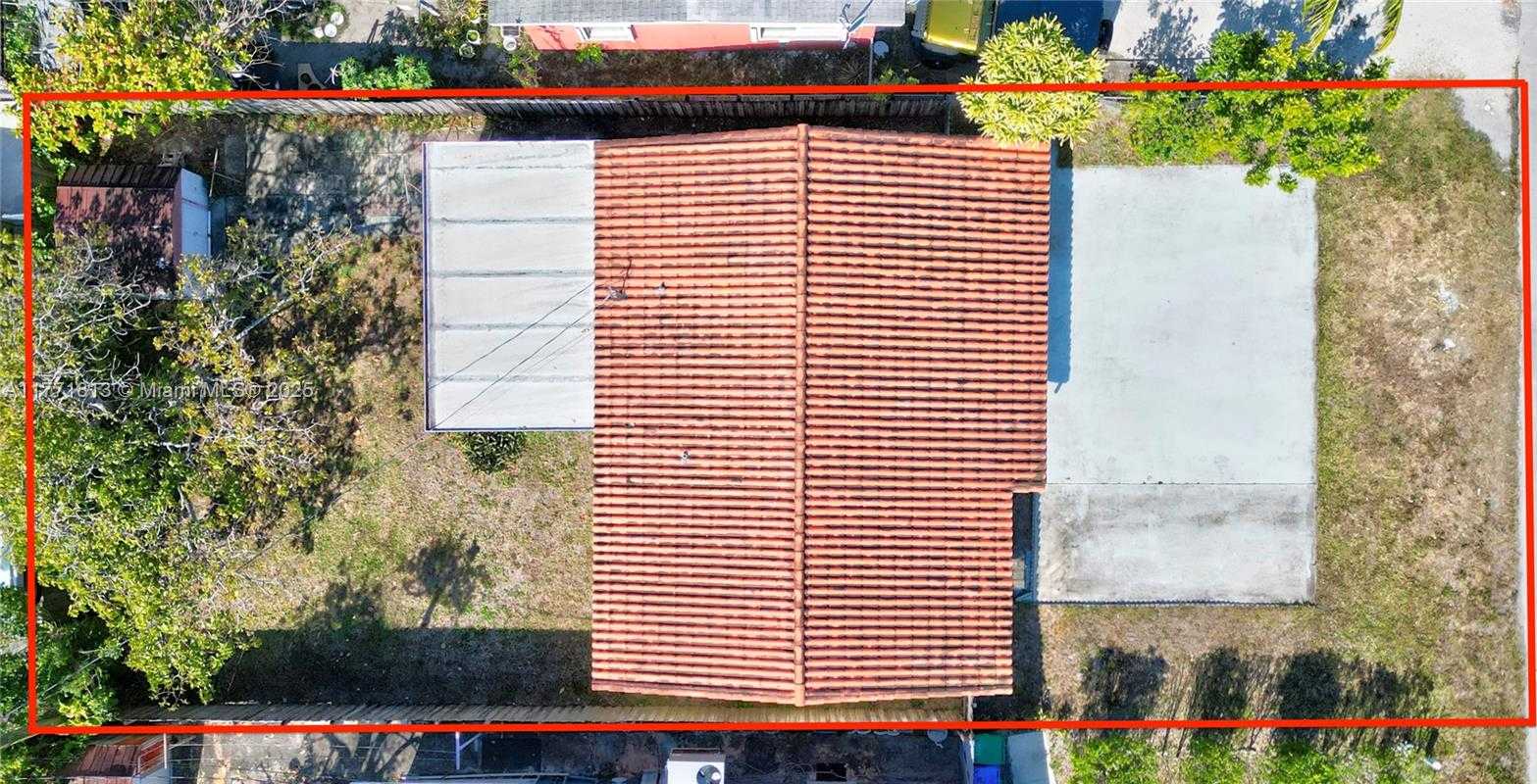 Small Image of 6288 SOUTH WEST 22ND CT, Miramar Number 6
