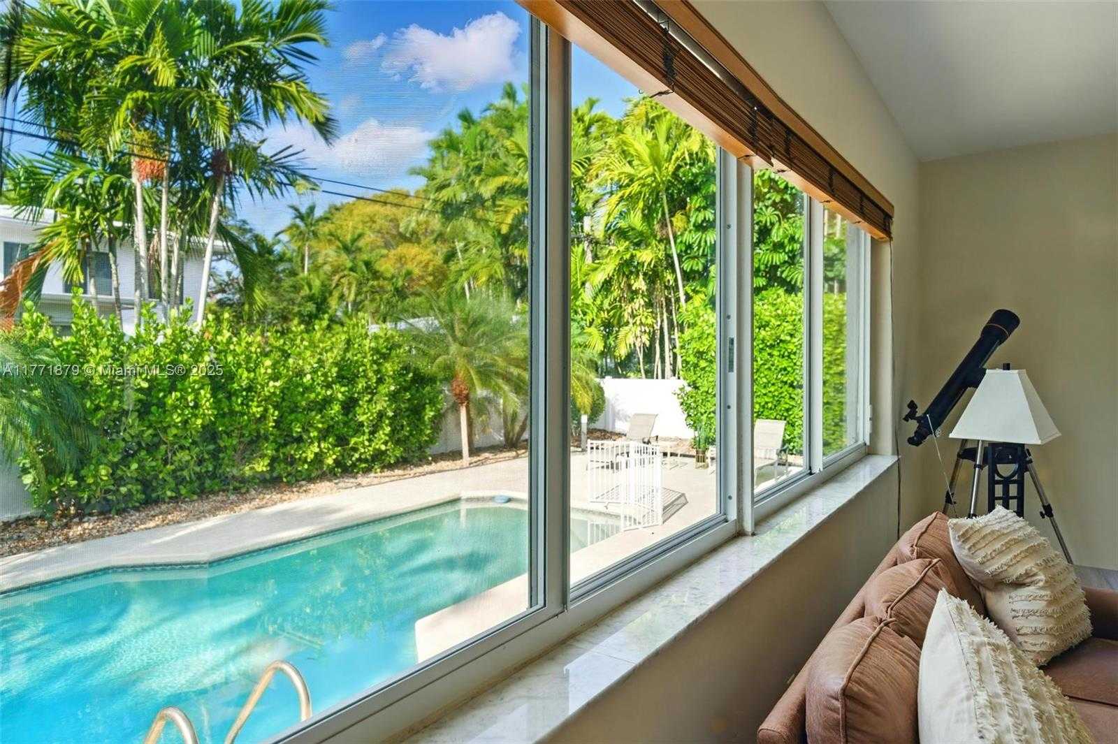 Small Image of 1259 NORTH EAST 98TH ST, Miami Shores Number 17