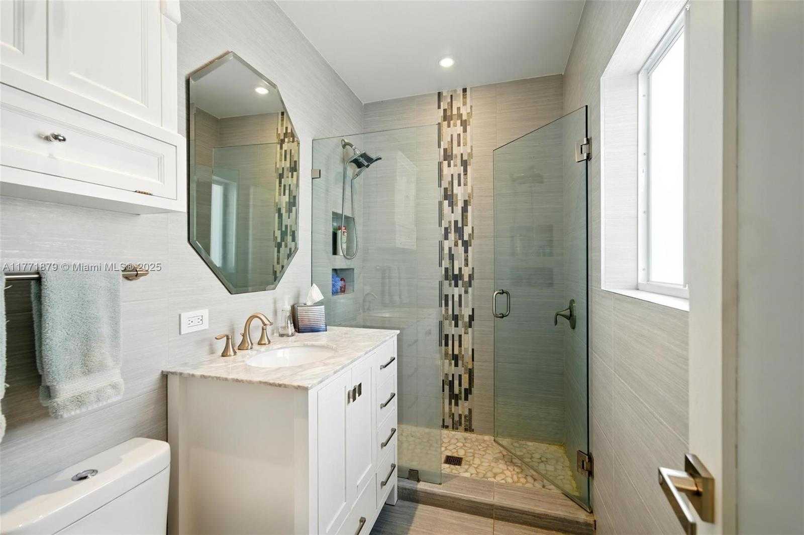 Small Image of 1259 NORTH EAST 98TH ST, Miami Shores Number 29