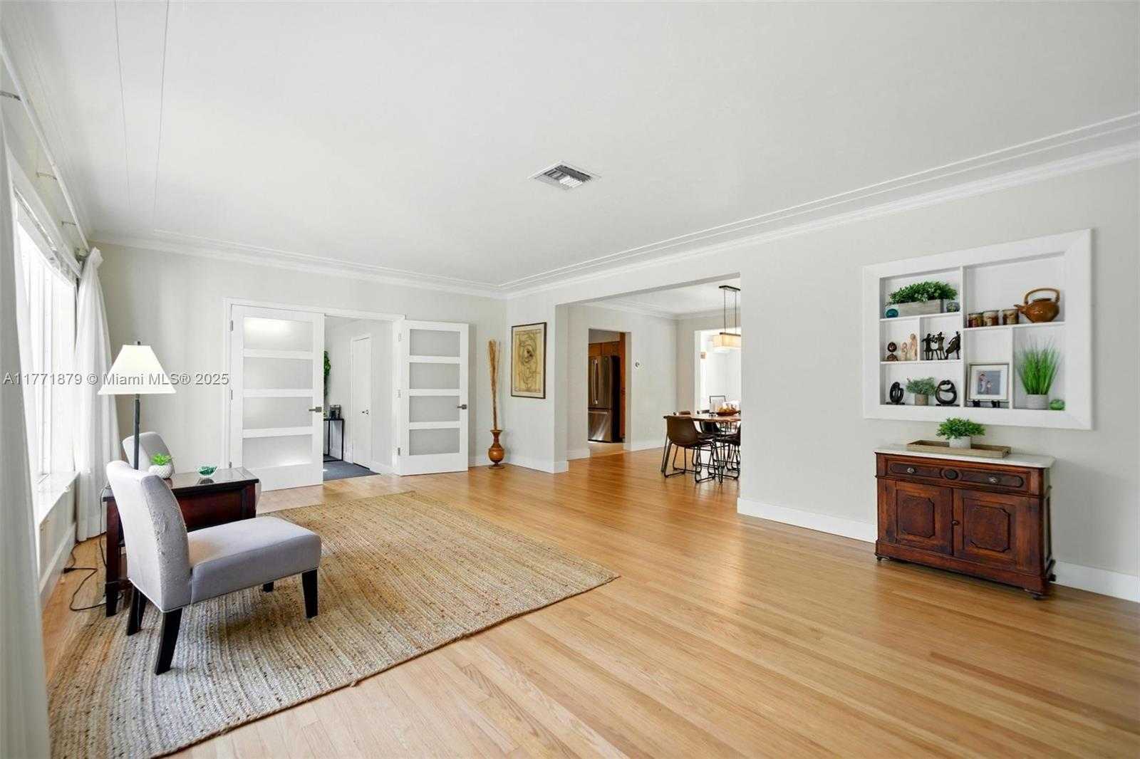 Small Image of 1259 NORTH EAST 98TH ST, Miami Shores Number 3