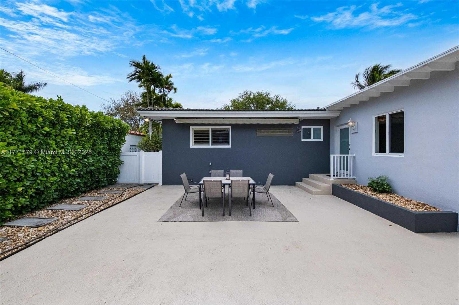 Small Image of 1259 NORTH EAST 98TH ST, Miami Shores Number 35