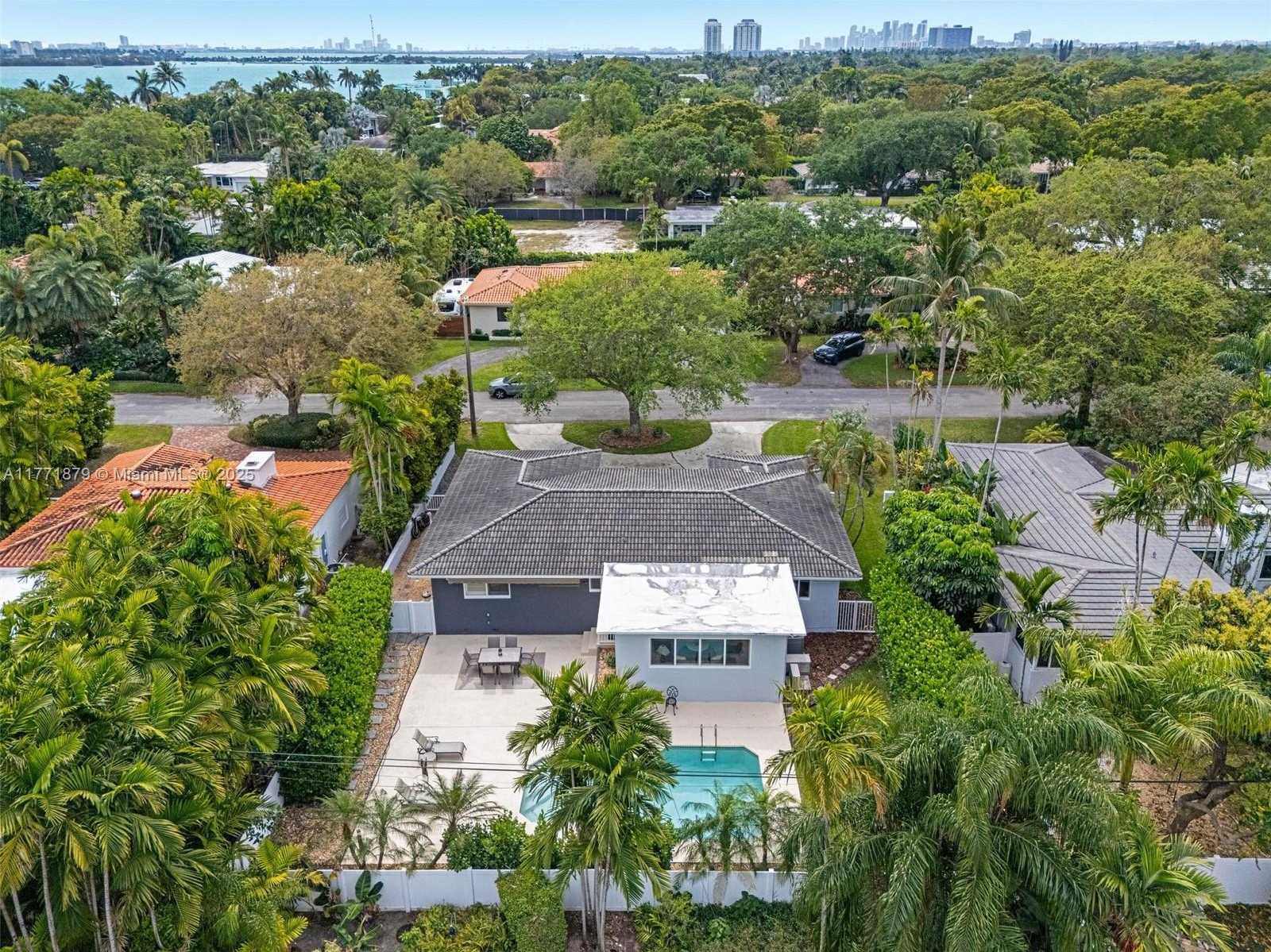 Small Image of 1259 NORTH EAST 98TH ST, Miami Shores Number 46