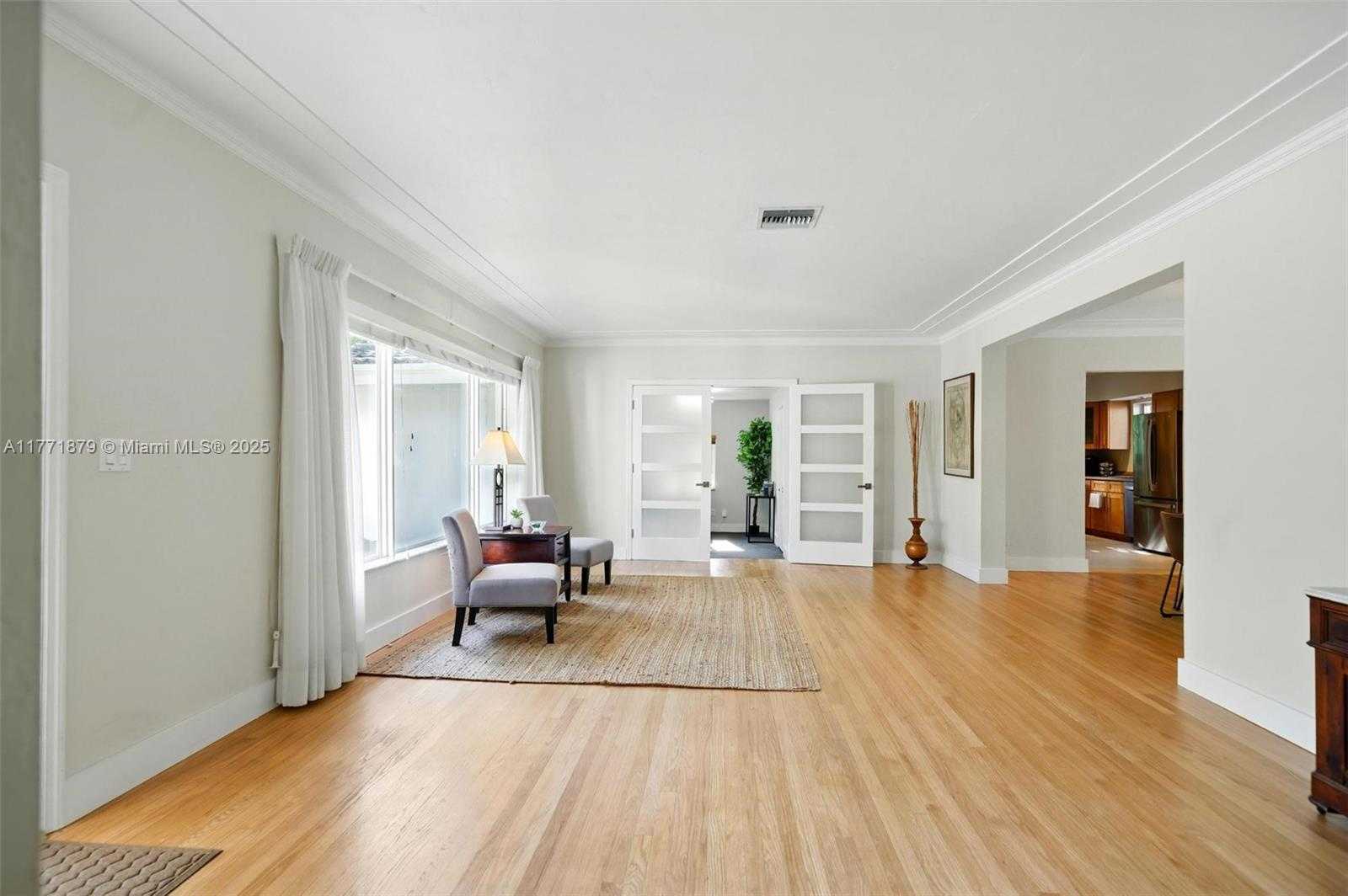 Small Image of 1259 NORTH EAST 98TH ST, Miami Shores Number 6