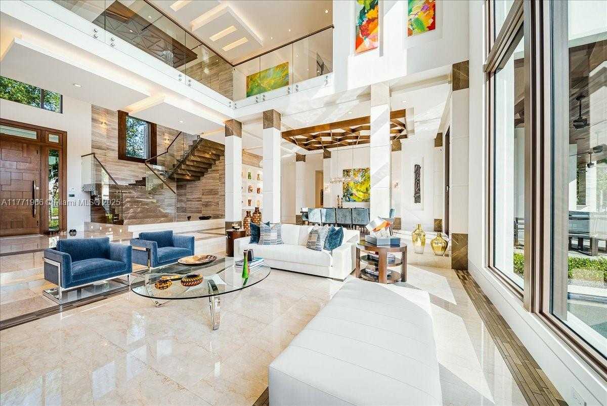 Small Image of 20 COMPASS ISLE, Fort Lauderdale Number 13