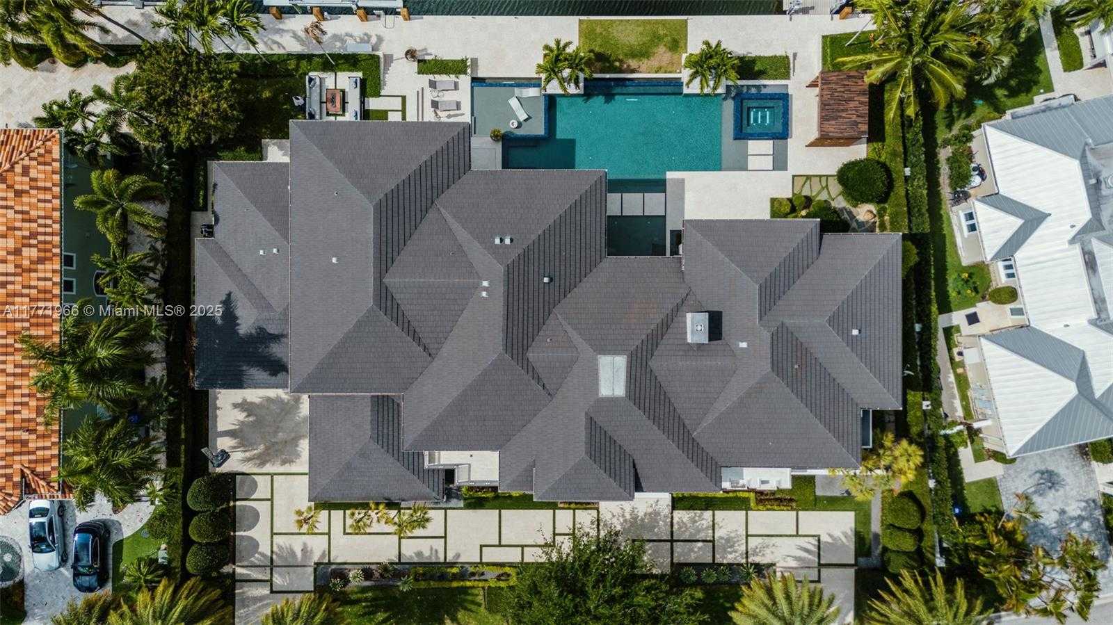 Small Image of 20 COMPASS ISLE, Fort Lauderdale Number 7
