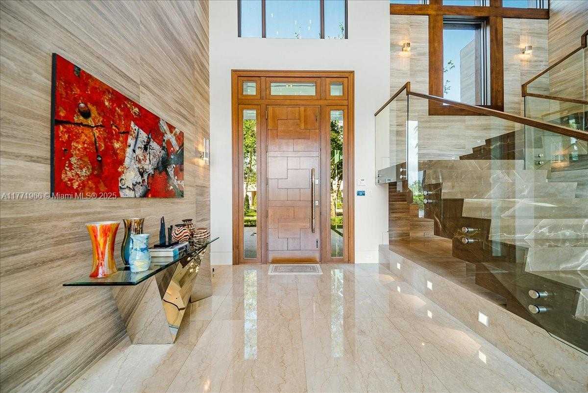 Small Image of 20 COMPASS ISLE, Fort Lauderdale Number 9