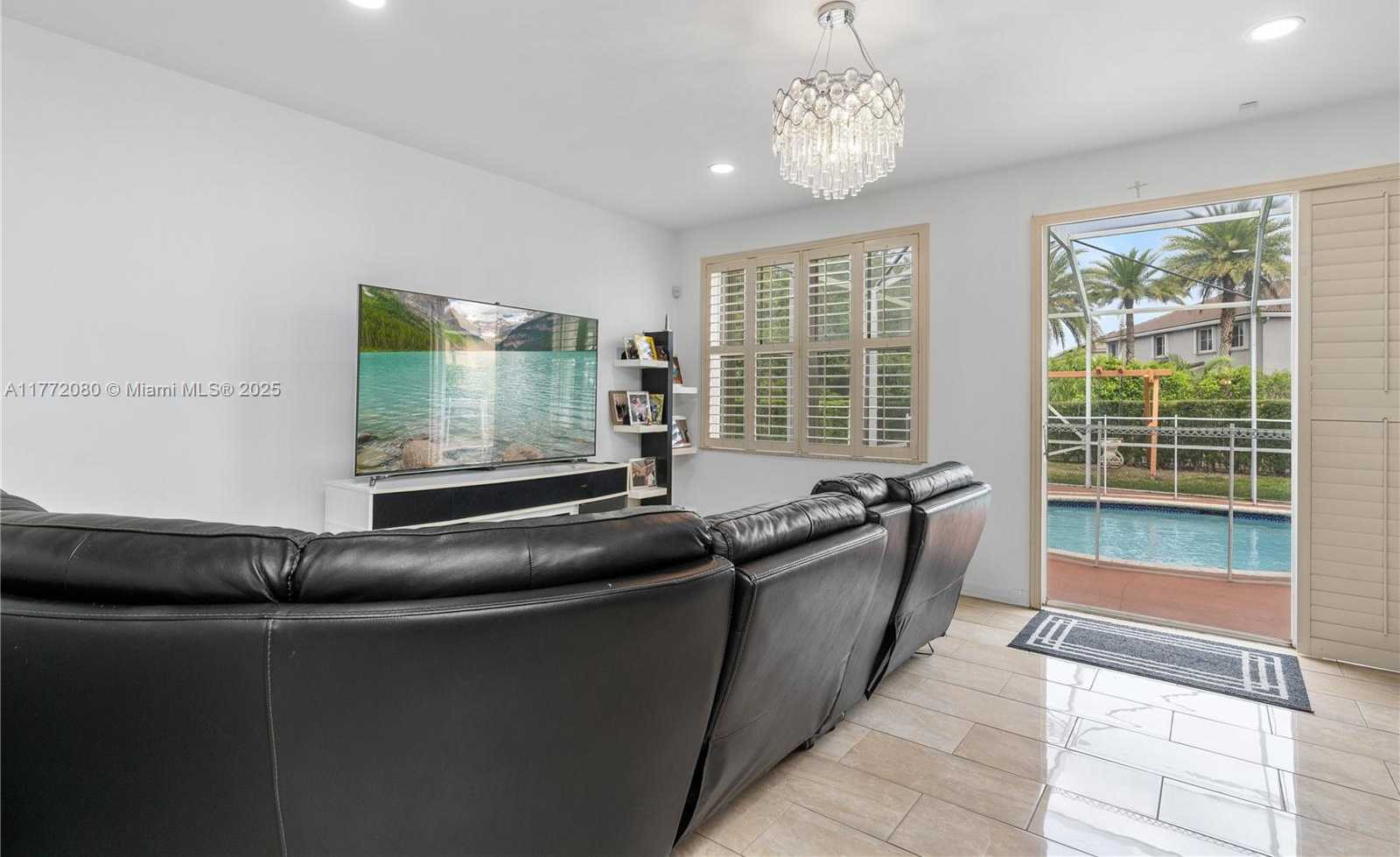 Small Image of 4491 FOXTAIL LN, Weston Number 12