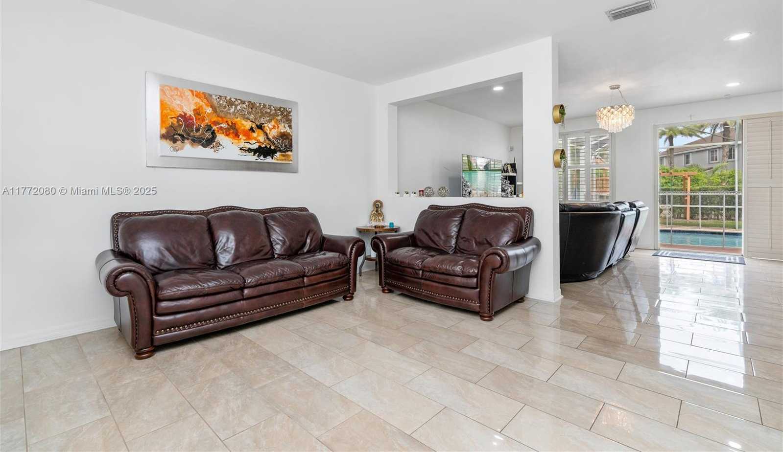 Small Image of 4491 FOXTAIL LN, Weston Number 15