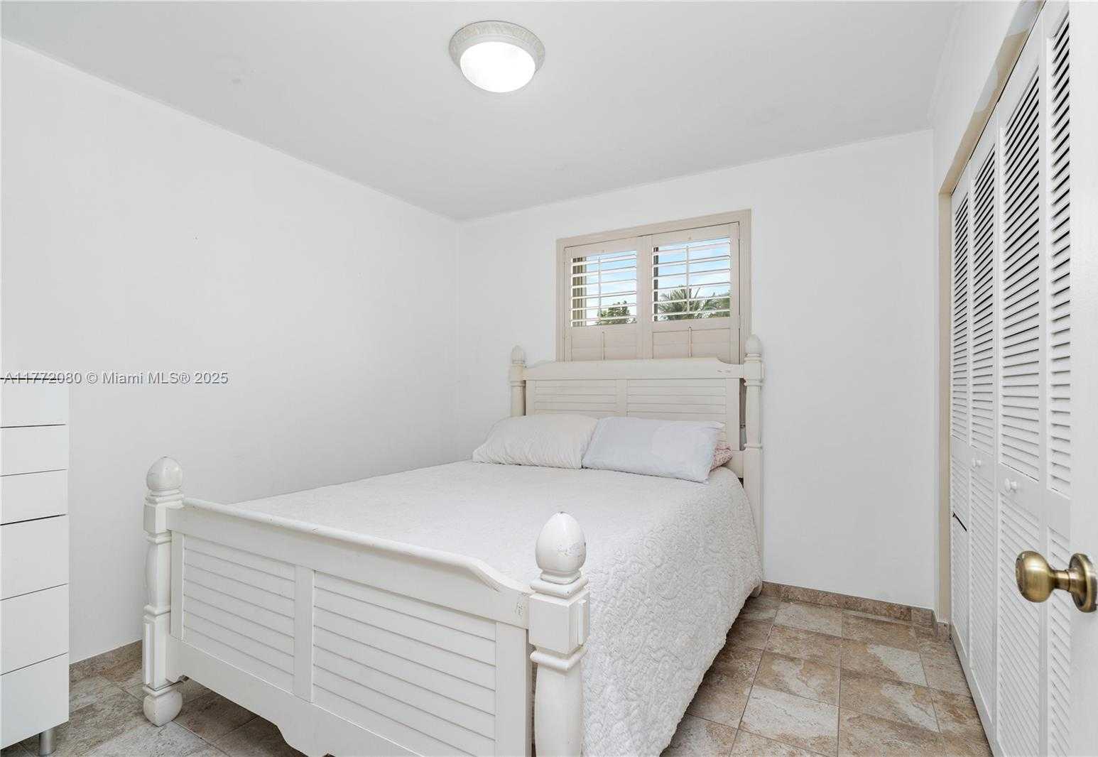 Small Image of 4491 FOXTAIL LN, Weston Number 31