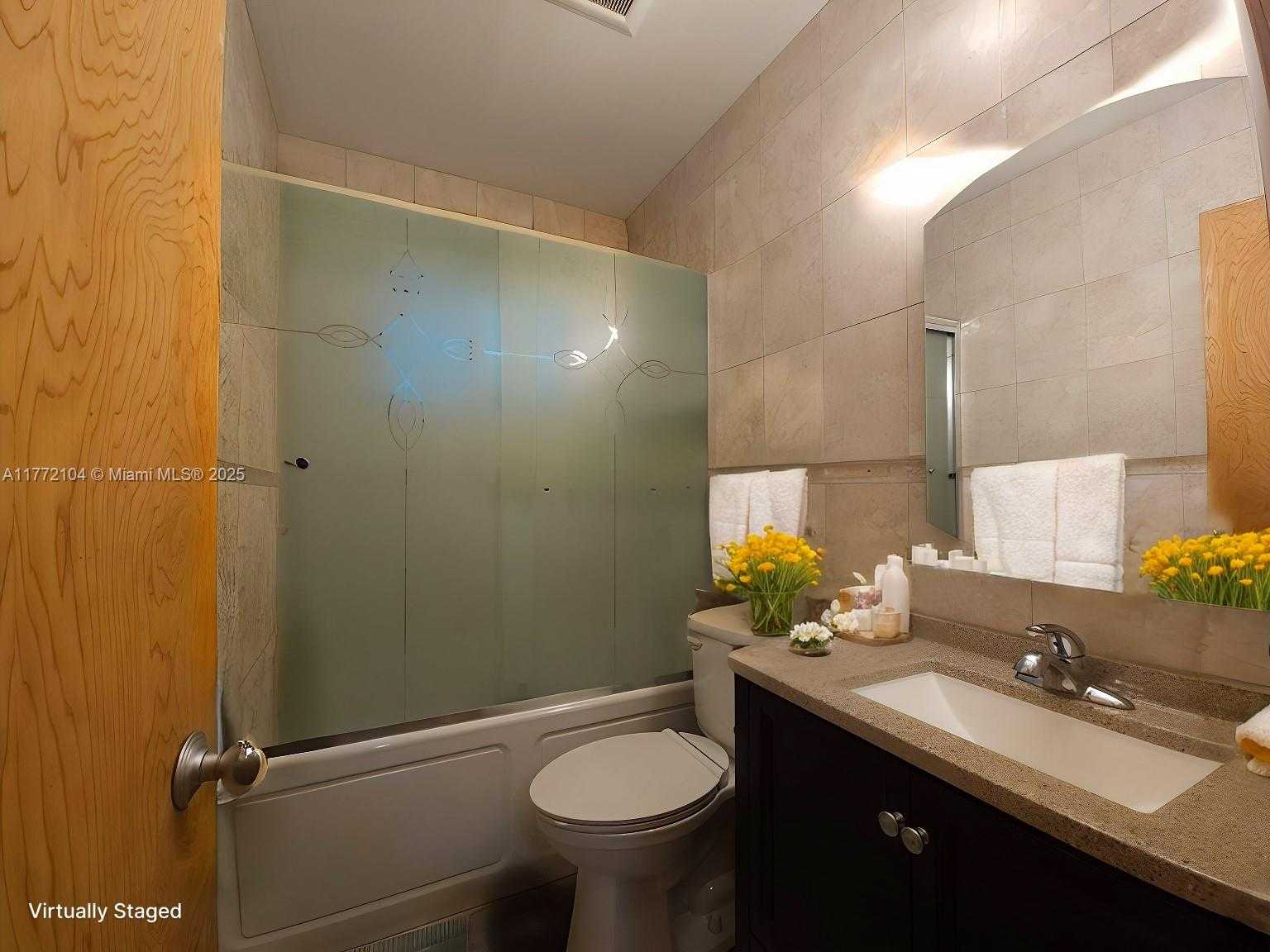 Small Image of 4014 JOHNSON ST, Hollywood Number 4