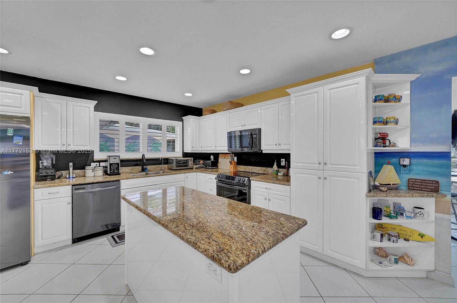 Small Image of 3031 NORTH EAST 25TH ST, Fort Lauderdale Number 19