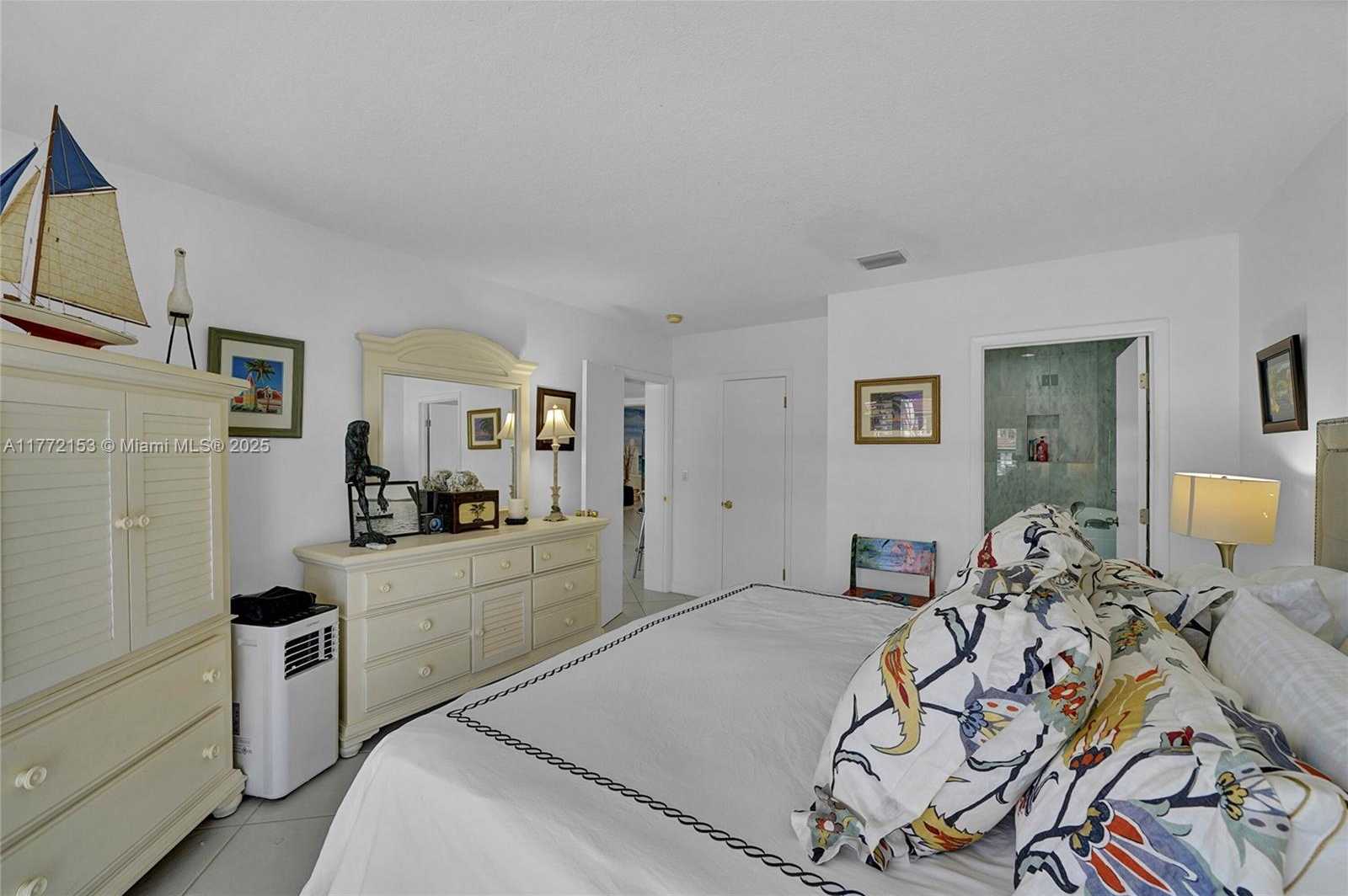 Small Image of 3031 NORTH EAST 25TH ST, Fort Lauderdale Number 44