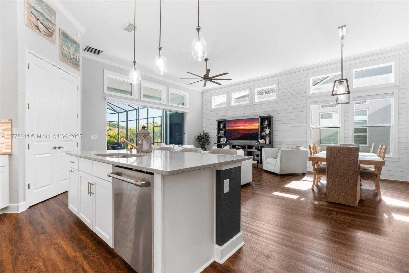 Small Image of 6281 WOODHAVEN VILLAGE DRIVE, Port Orange Number 11
