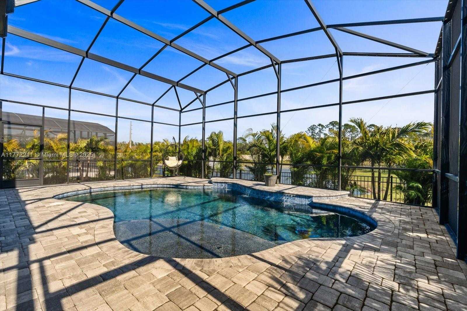 Small Image of 6281 WOODHAVEN VILLAGE DRIVE, Port Orange Number 22
