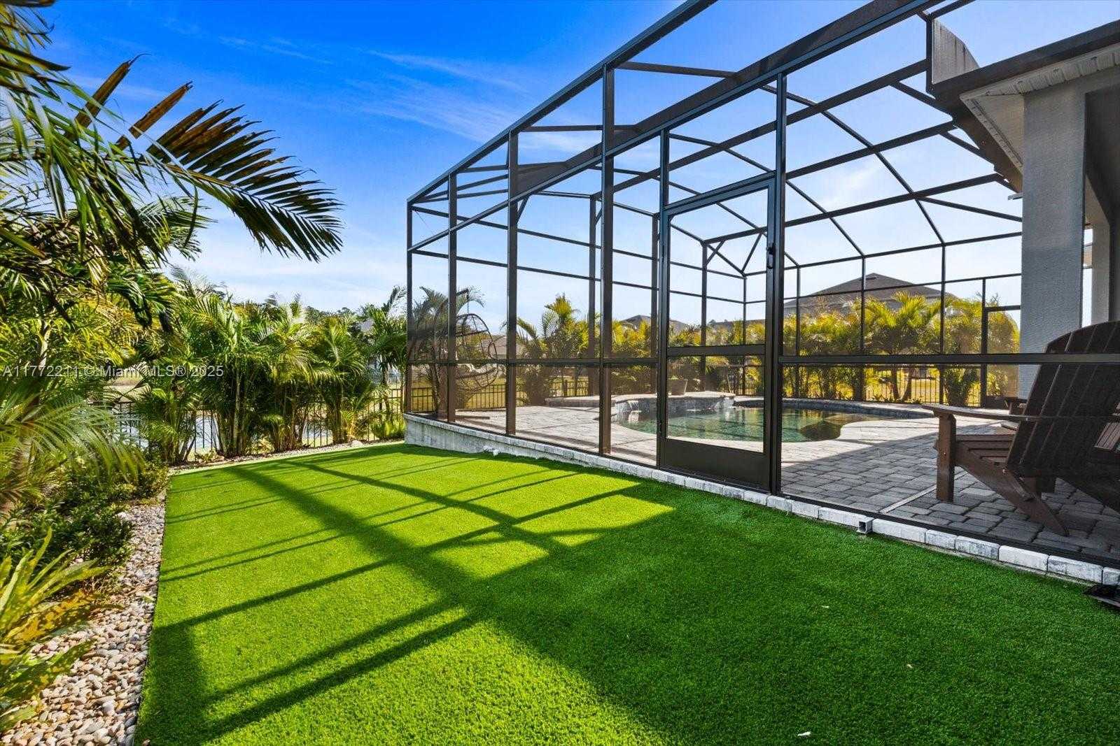 Small Image of 6281 WOODHAVEN VILLAGE DRIVE, Port Orange Number 24